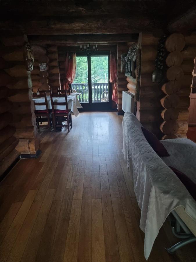 Cabana Haiducului Soveja Bagian luar foto